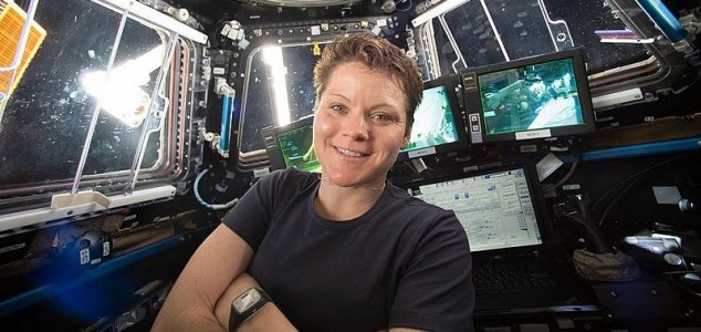 NASA is investigating 'first crime in space' lol  News-anne-mcclain