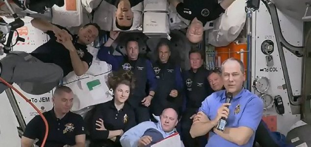 All-civilian Ax-1 crew arrive on the space station News-ax-1