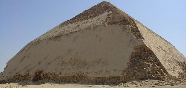 Egypt opens unusual 'bent' pyramid to visitors News-bent-pyramid