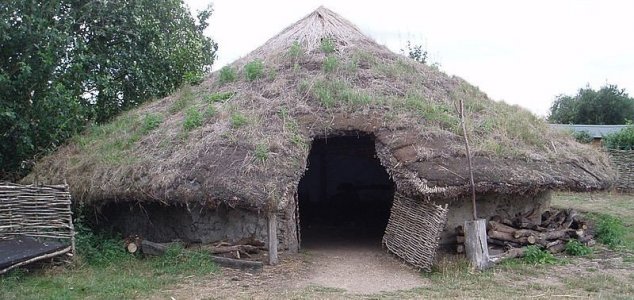 Mystery surrounds London's 'Havering Hoard' News-bronze-age-hut