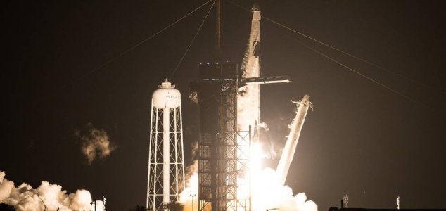 Billionaire to venture further into space than anyone else in 50 years News-crew-dragon-2-launch