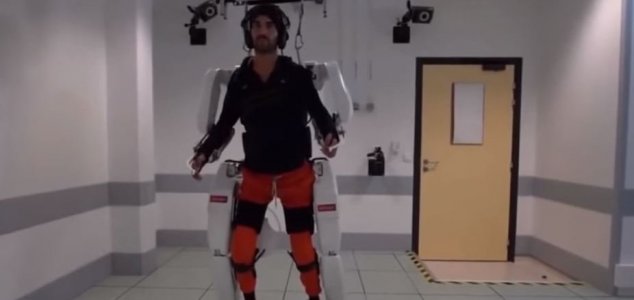 Paralyzed man walks again using exoskeleton News-exo-para