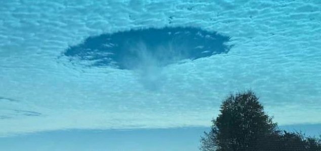 Weird cloud formation sparks UFO speculation News-hole-punch-cloud-2