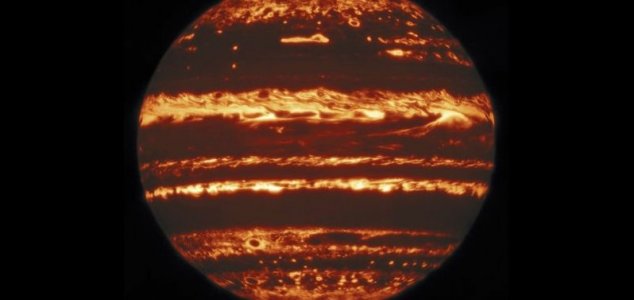 Spectacular 'lucky' image of Jupiter revealed News-jupiter-lucky