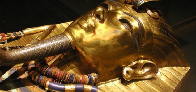 Radar scans hint at King Tut hidden chamber News-king-tut-mask