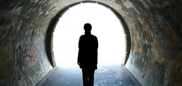 Near-death experiences explored in peer-reviewed study News-light-tunnel