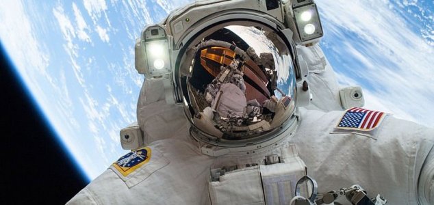 Reality TV show will send winner up to the ISS News-nasa-spacesuit