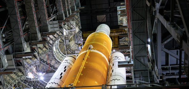NASA set to roll world's largest rocket out to the launch pad News-sls-rocket