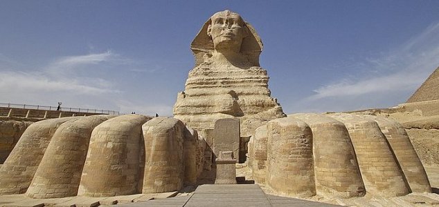 Controversy surrounds claim that a second Sphinx has been found News-sphinx-pyramids