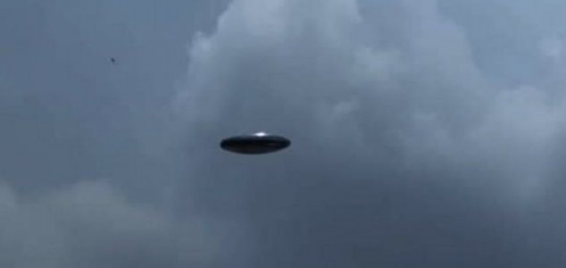UFO NEWS ~  Metallic disc-shaped UFO photographed over Mexico plus MORE News-ufo-disc-mexico