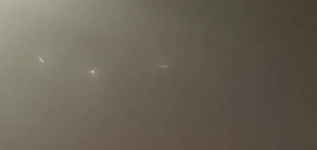 UFO NEWS ~ UFO Captured Over Las Vegas Mountain plus MORE News-ufos-glasgow-dec-2021