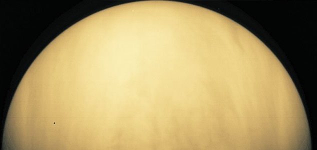 Possible signs of life detected on Venus News-venus-clouds