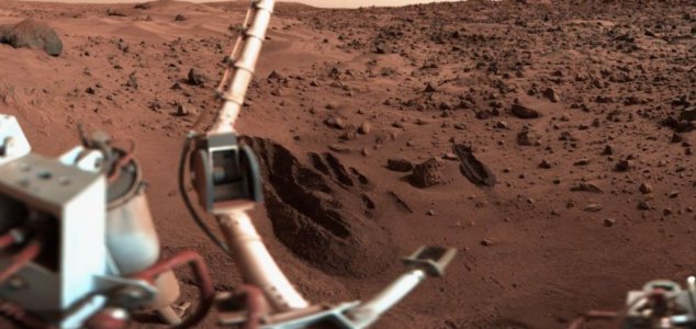 NASA scientist: 'We already found life on Mars' News-viking-mars-self