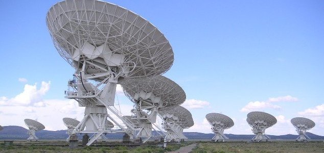 Two teams of scientists are preparing to send a message to aliens News-vla