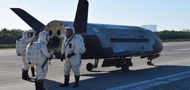 X-37B set to launch on new mystery mission News-x-37b-runway-4