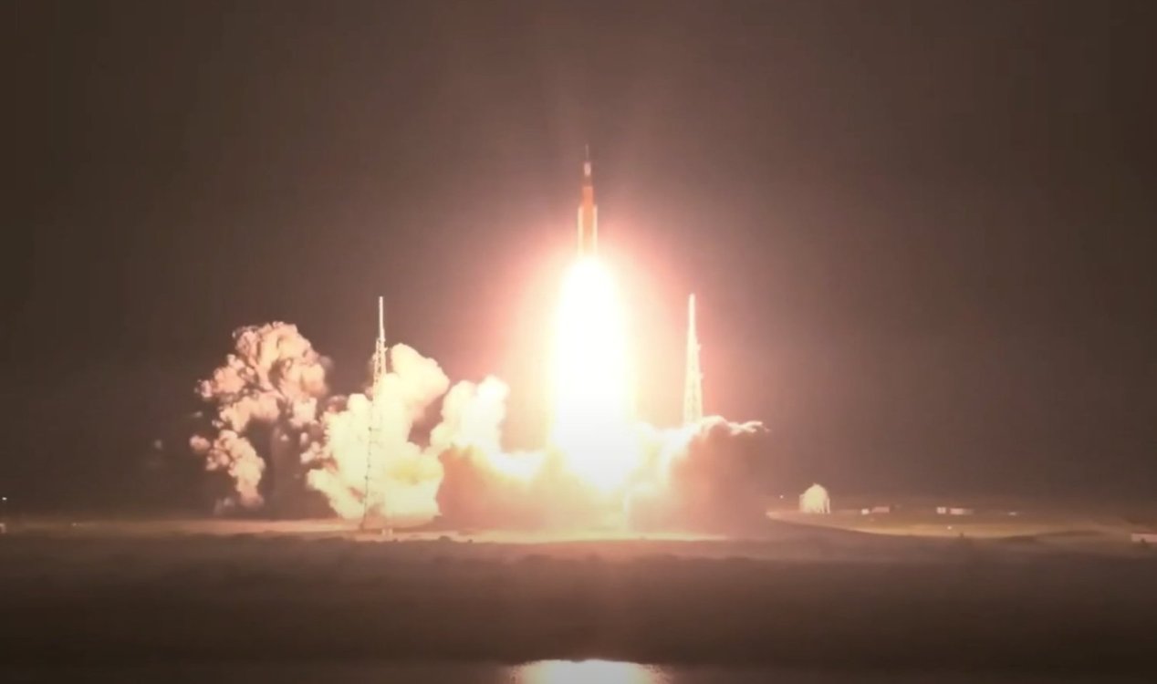 NASA's Artemis I has successfully launched on its voyage to the Moon News-hq-artemis-1-launch