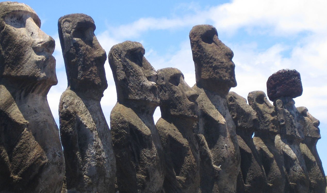 New Easter Island moai statue discovered in dried-up lake bed News-hq-easter-island