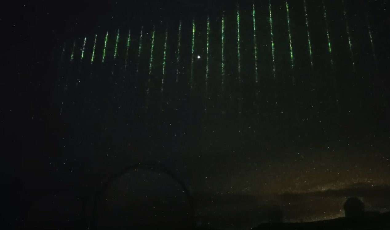 Mystery of weird green lasers over Hawaii has now been solved News-hq-lasers
