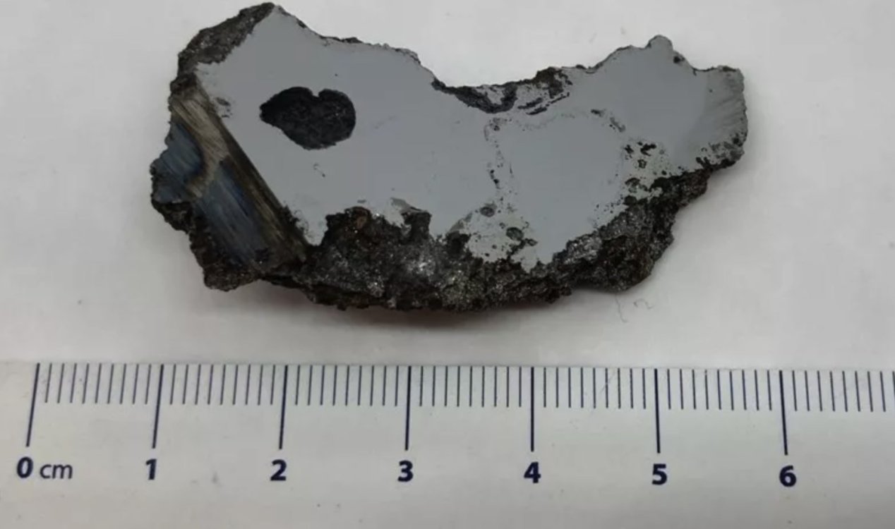 Two never-before-seen 'alien' minerals found inside a meteorite News-hq-meteorite-elali