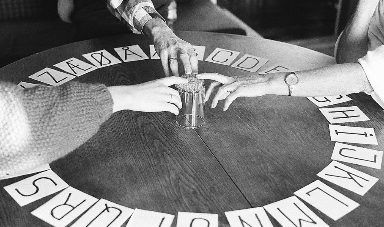 A psicologia dos tabuleiros Ouija