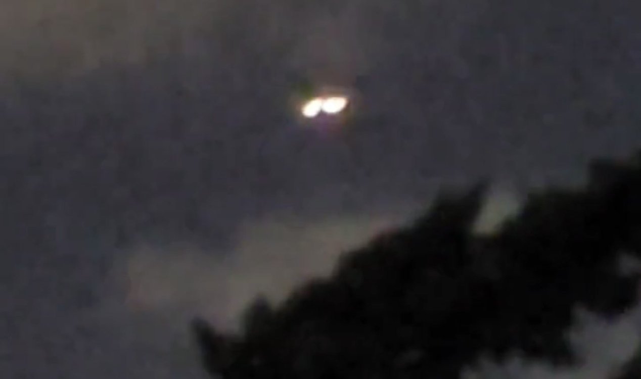 UFO NEWS ~  Two unidentified objects captured on film in the skies over San Diegoplus MORE News-hq-ufos-san-diego