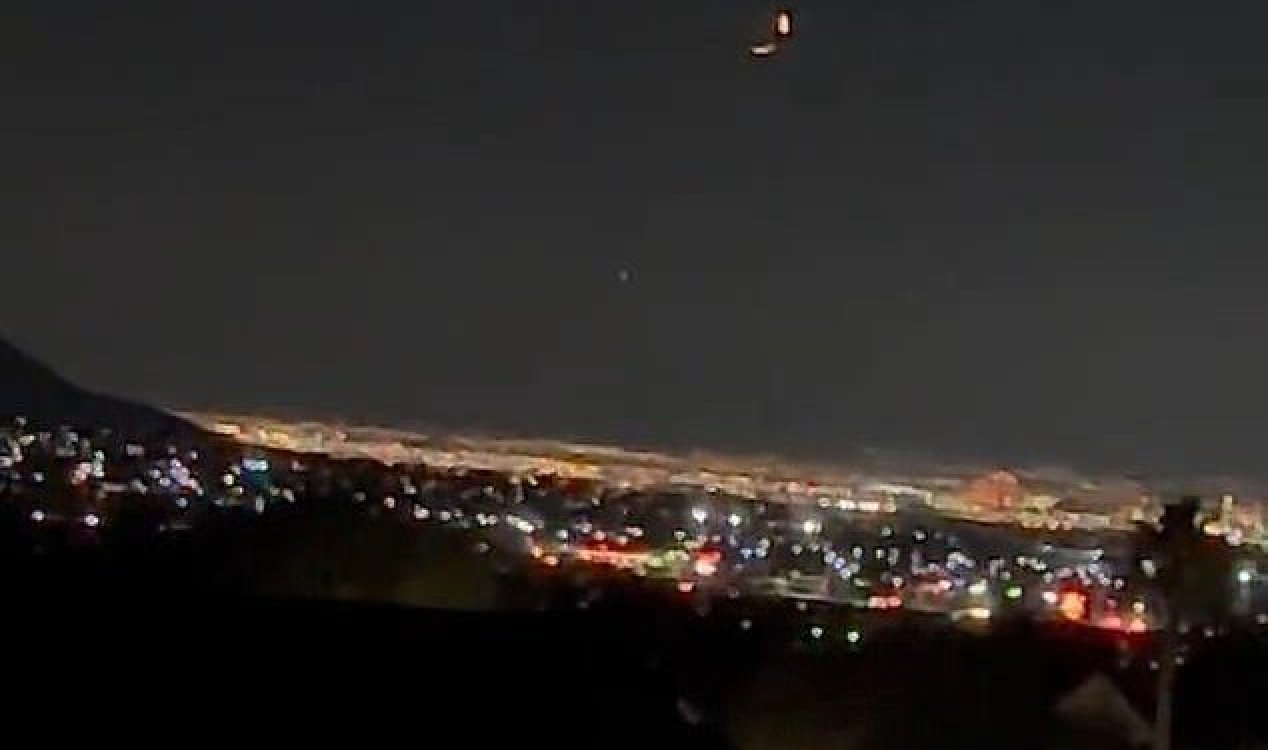UFO NEWS ~ Another UFO has been filmed in the skies over Las Vegas plus MORE News-hq-vegas-ufos